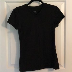 Plain black v-neck short sleeve T-shirt